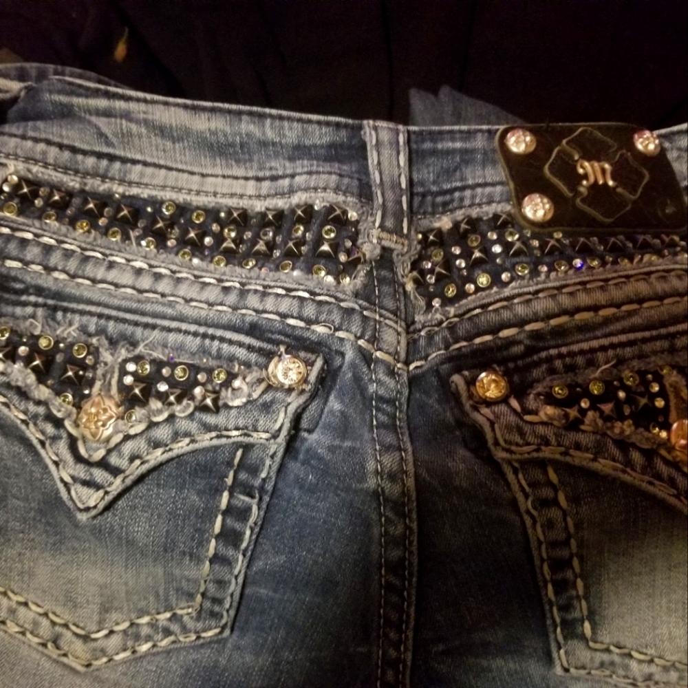Miss me Jean's size 27